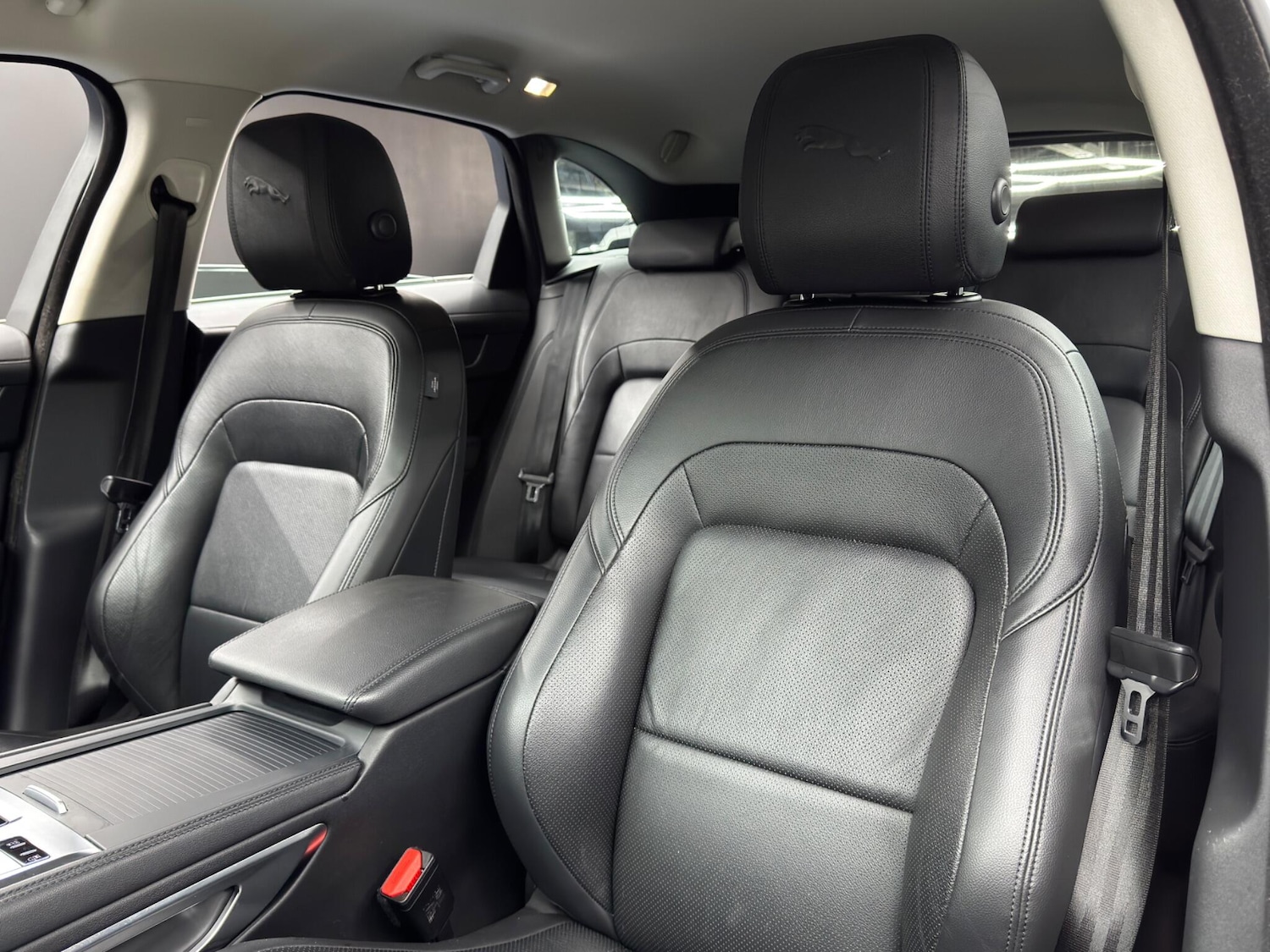 Used Jaguar F-Pace 2021 for sale - 78185788: Photo 14