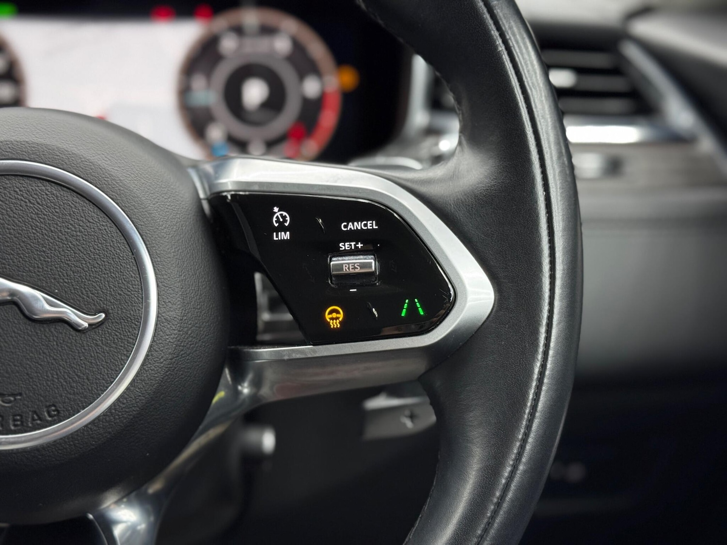 Used Jaguar F-Pace 2021 for sale - 78185788: Photo 21