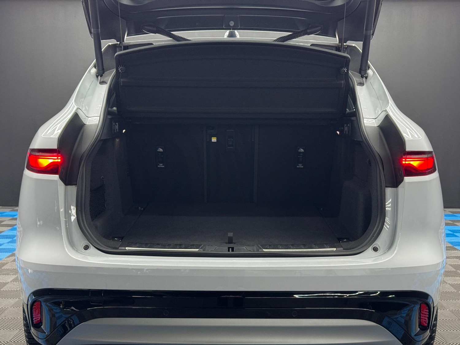 Used Jaguar F-Pace 2021 for sale - 78185788: Photo 40