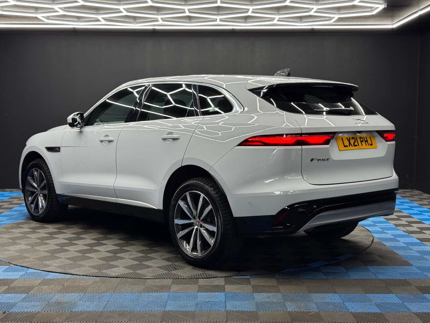 Used Jaguar F-Pace 2021 for sale - 78185788: Photo 7