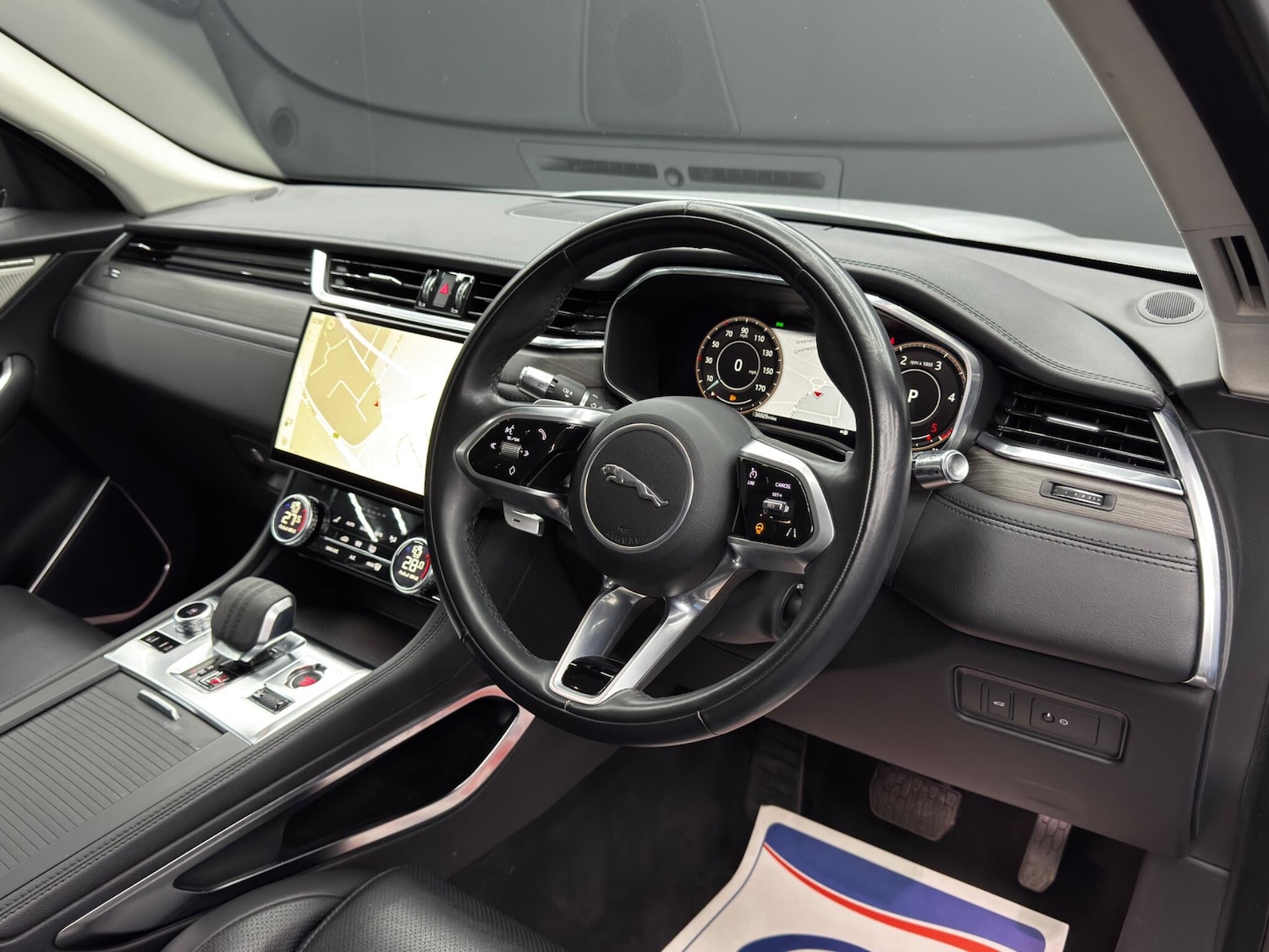 Used Jaguar F-Pace 2021 for sale - 78185788: Photo 9