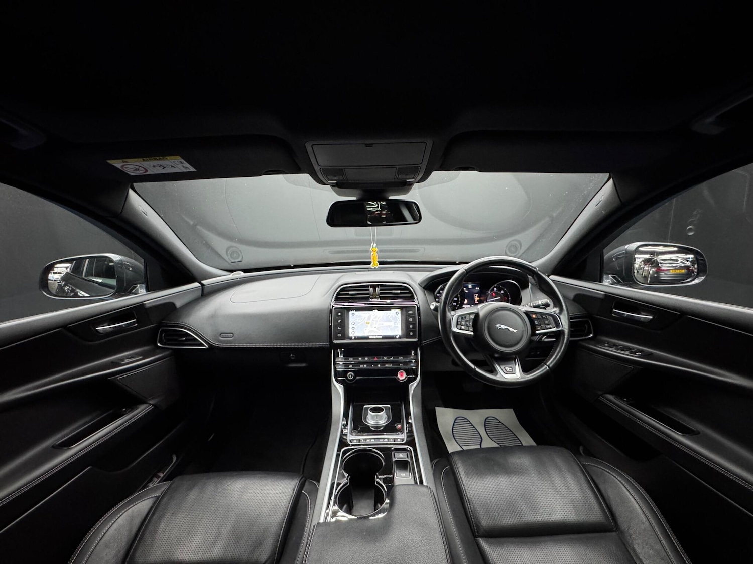 Used Jaguar XE 2016 for sale - 76485147: Photo 17