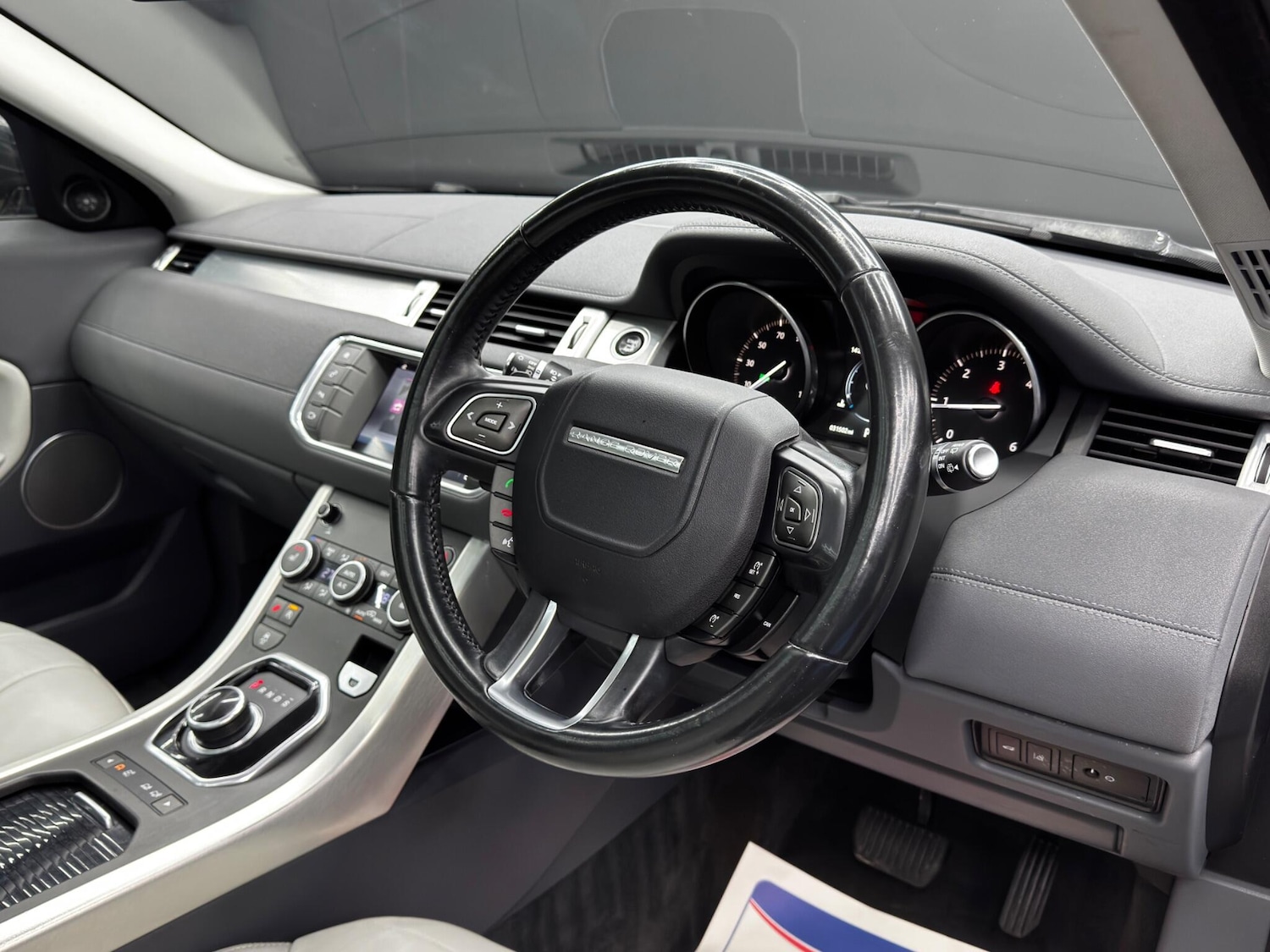 Used Land Rover Range Rover Evoque 2016 for sale - 76573789: Photo 9