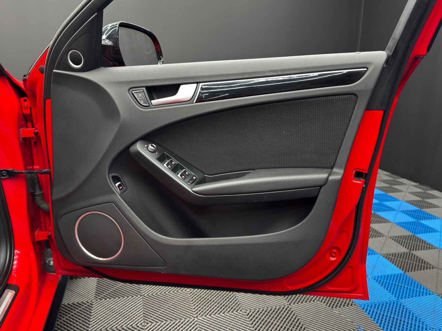 Used Audi A4 for sale - 77237655: Photo 37