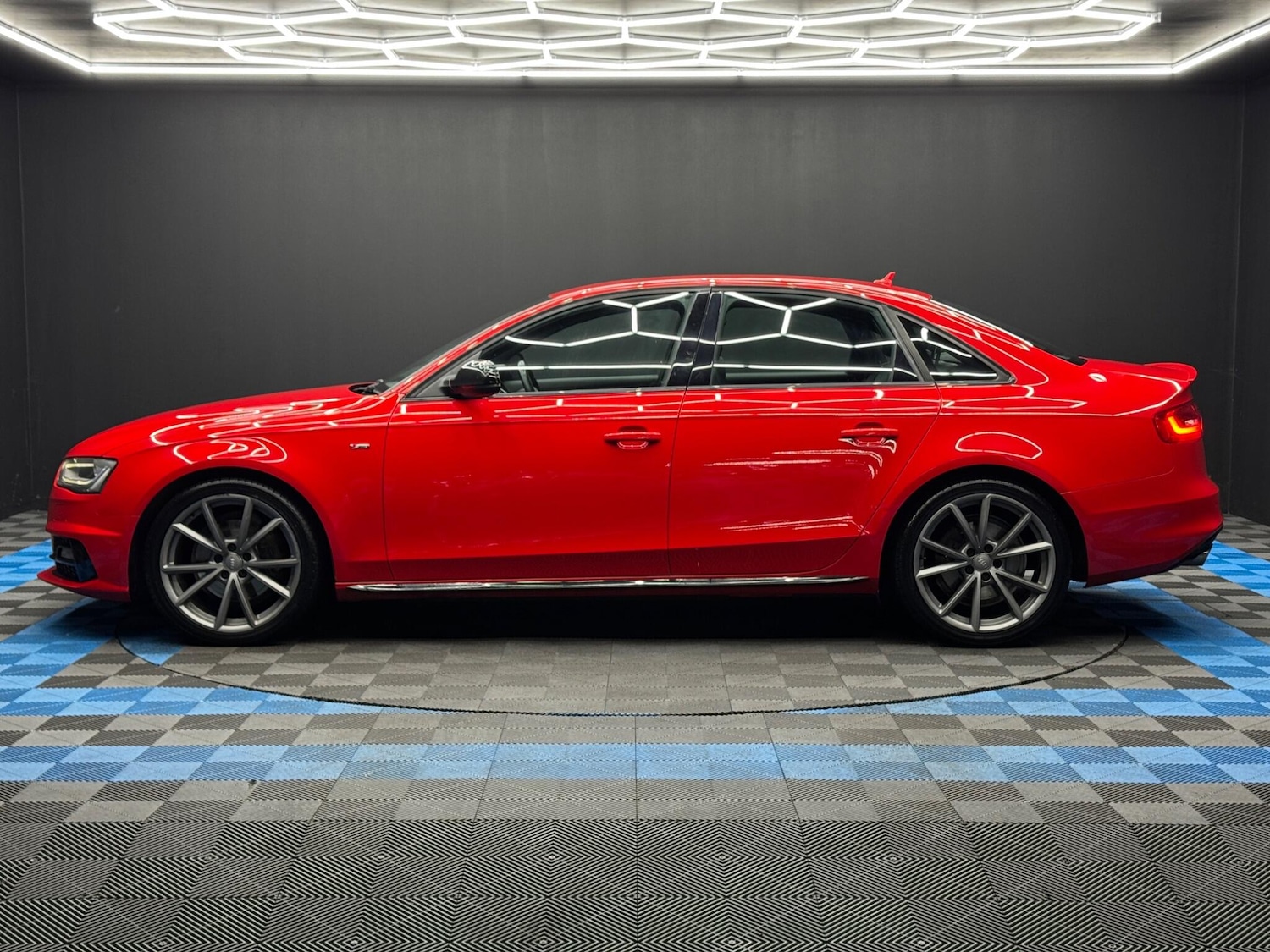 Used Audi A4 for sale - 77237655: Photo 8