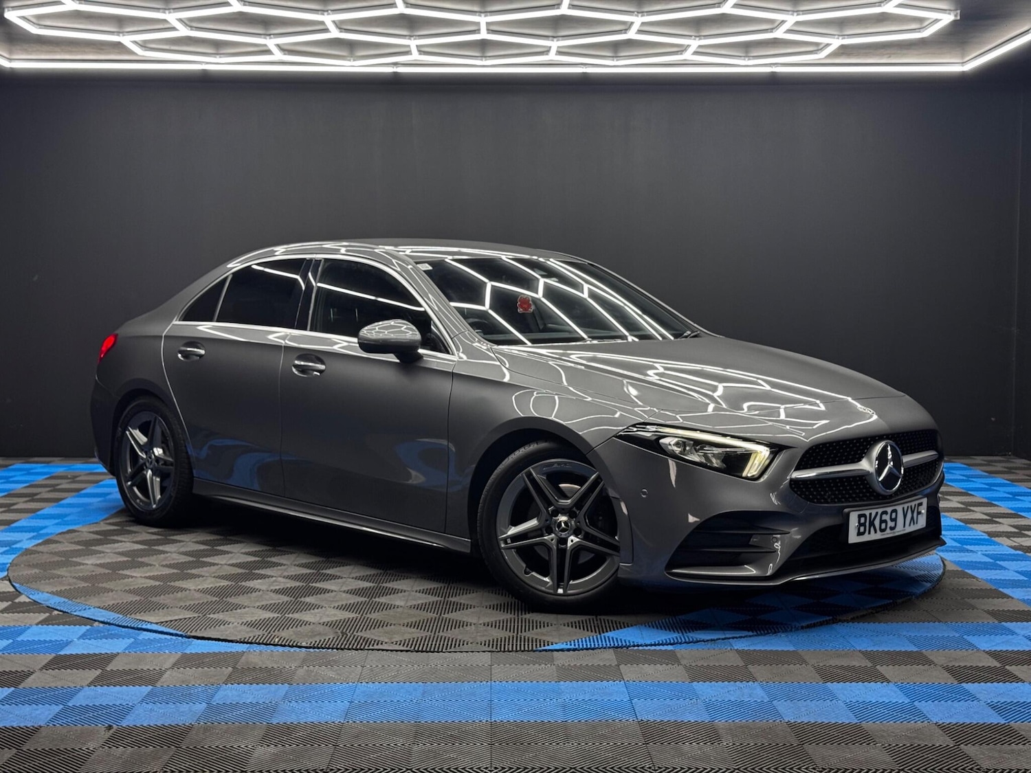 Used Mercedes-Benz A-Class 2019 for sale - 76399089: Photo 1