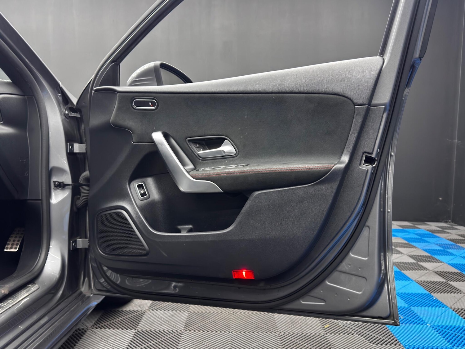 Used Mercedes-Benz A-Class 2019 for sale - 76399089: Photo 36