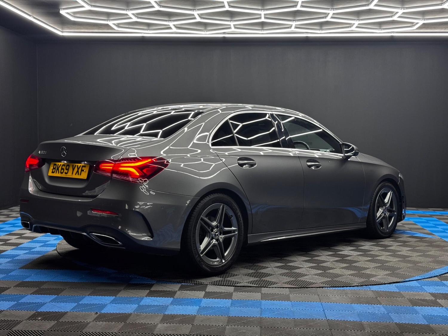 Used Mercedes-Benz A-Class 2019 for sale - 76399089: Photo 5