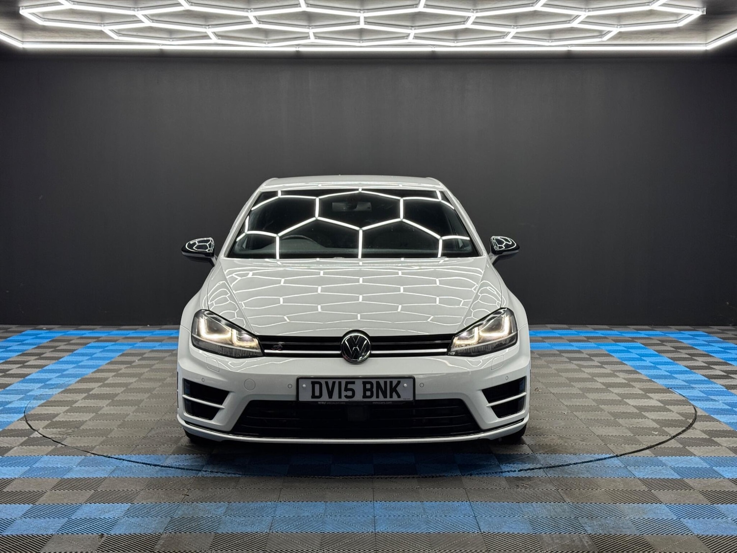 Used Volkswagen Golf 2015 for sale - 77597698: Photo 2