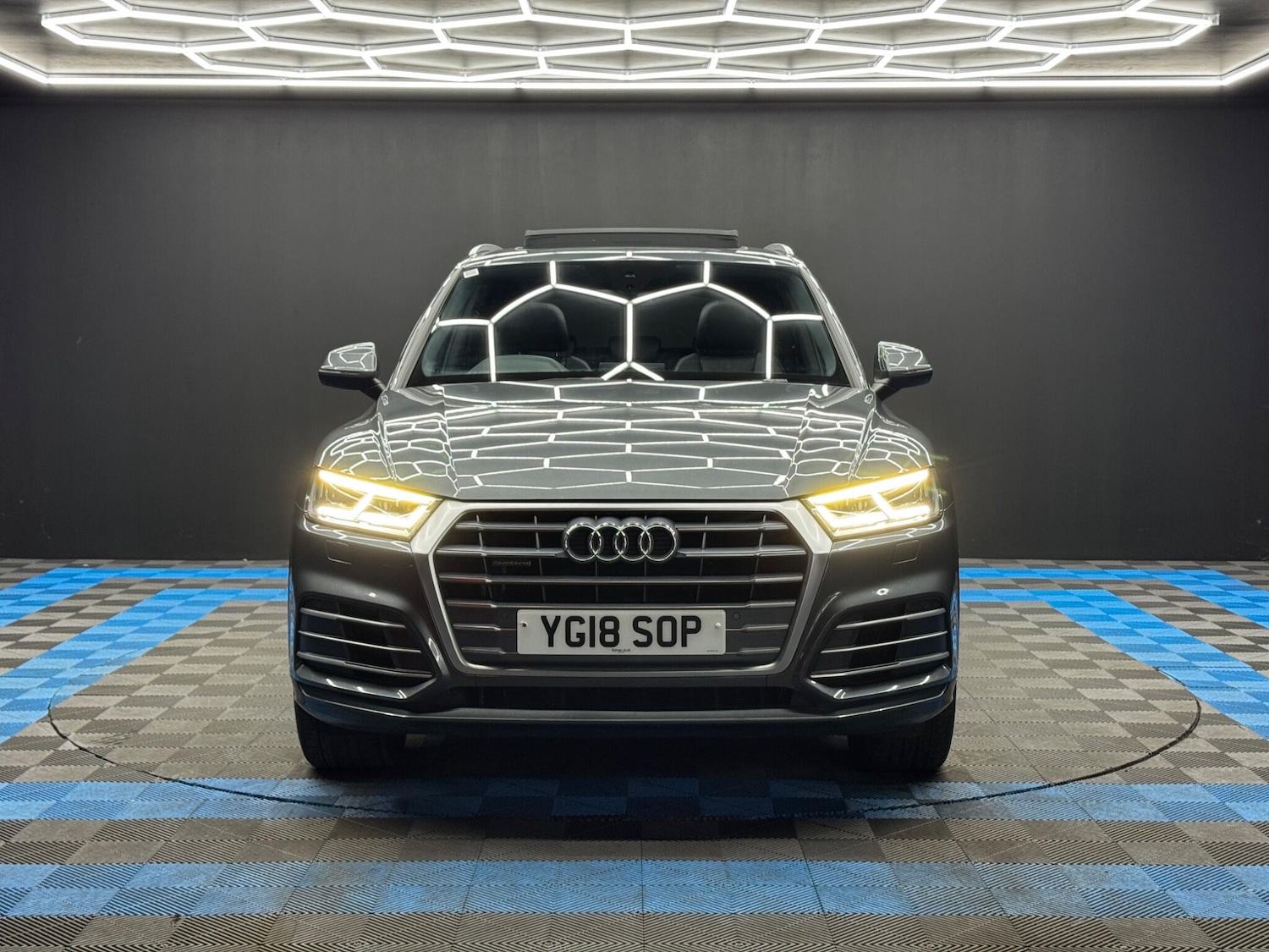 Used Audi Q5 for sale - 77705450: Photo 2