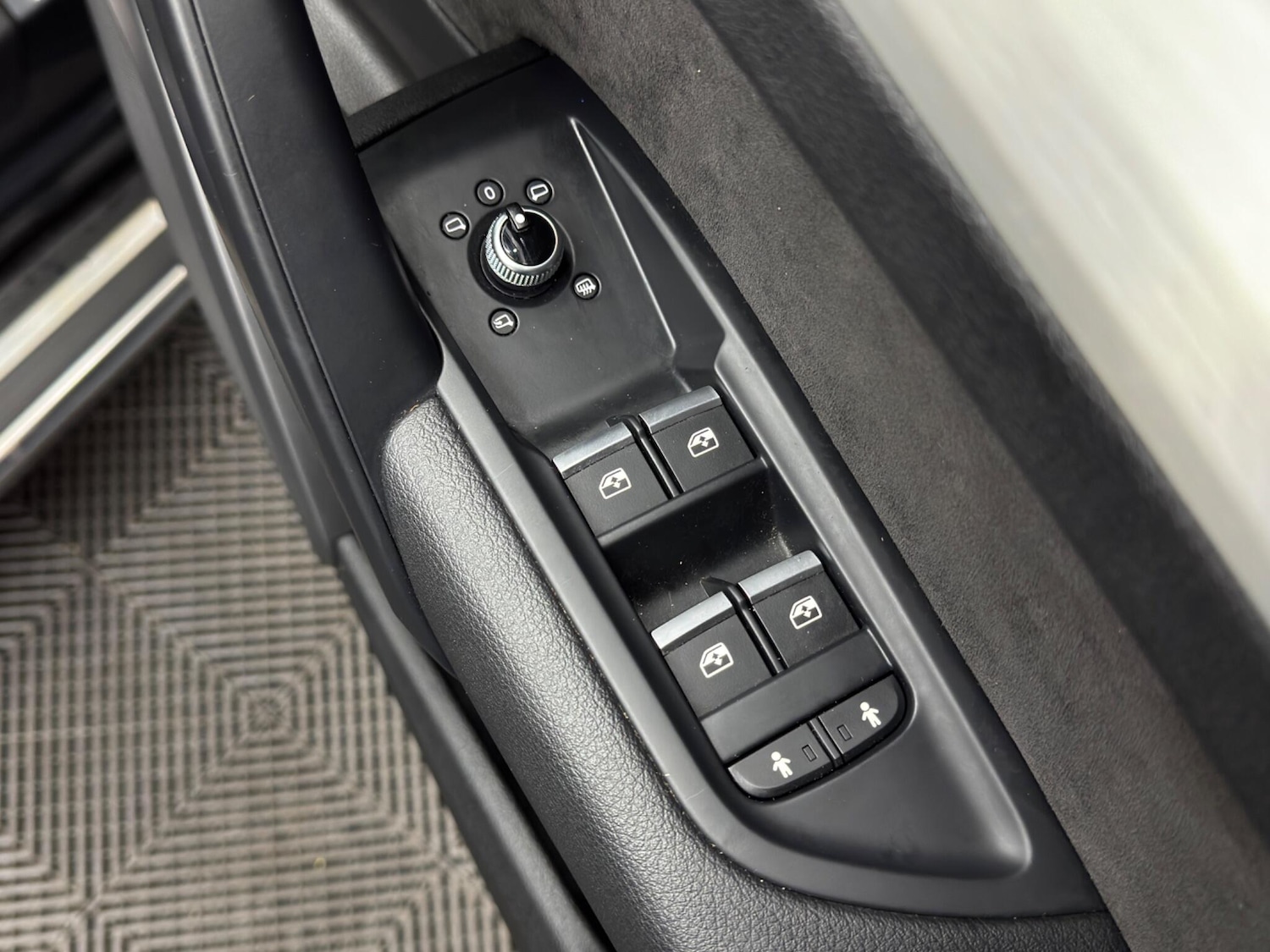 Used Audi Q5 for sale - 77705450: Photo 48