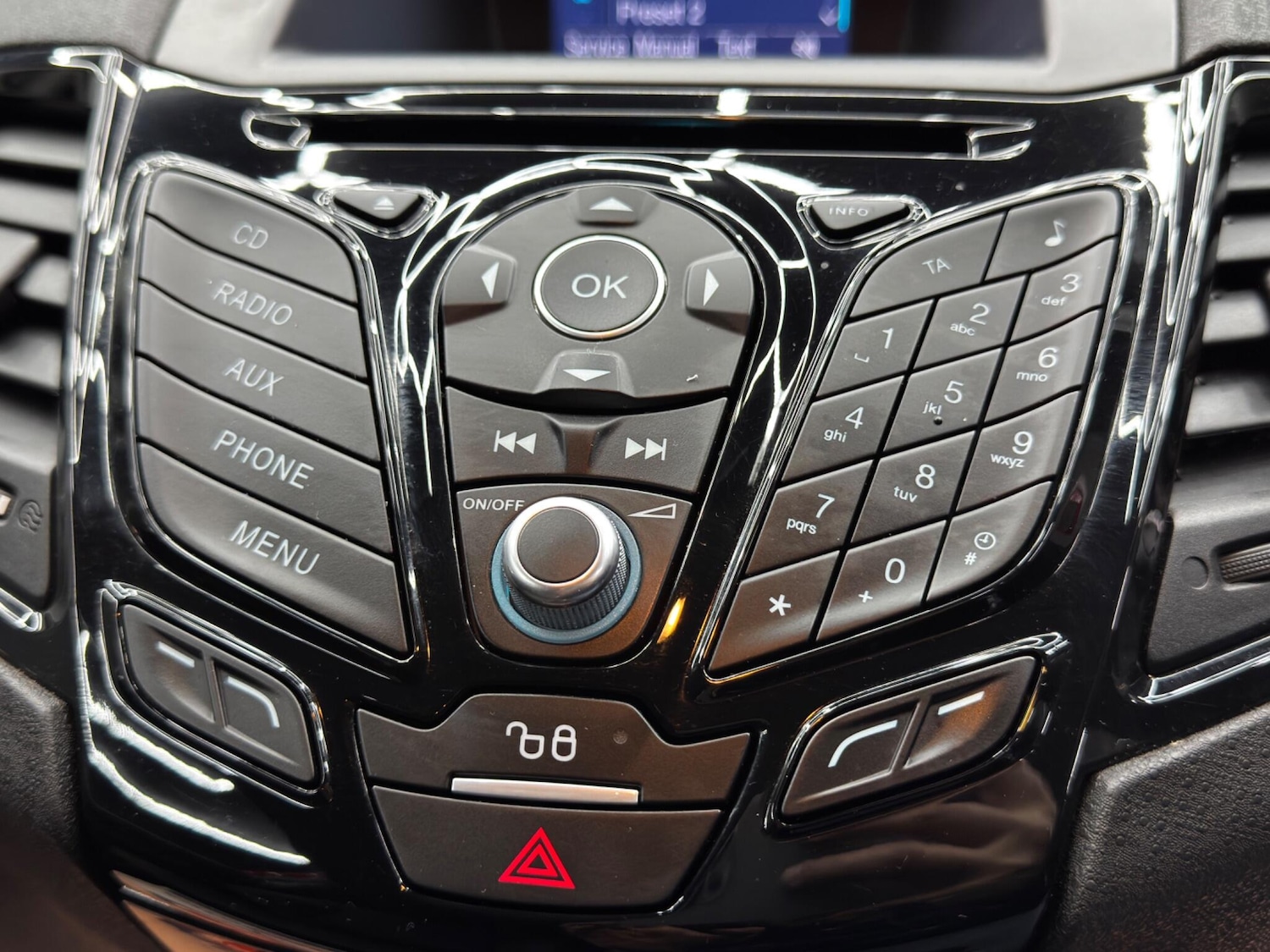 Used Ford Fiesta 2016 for sale - 77768207: Photo 25