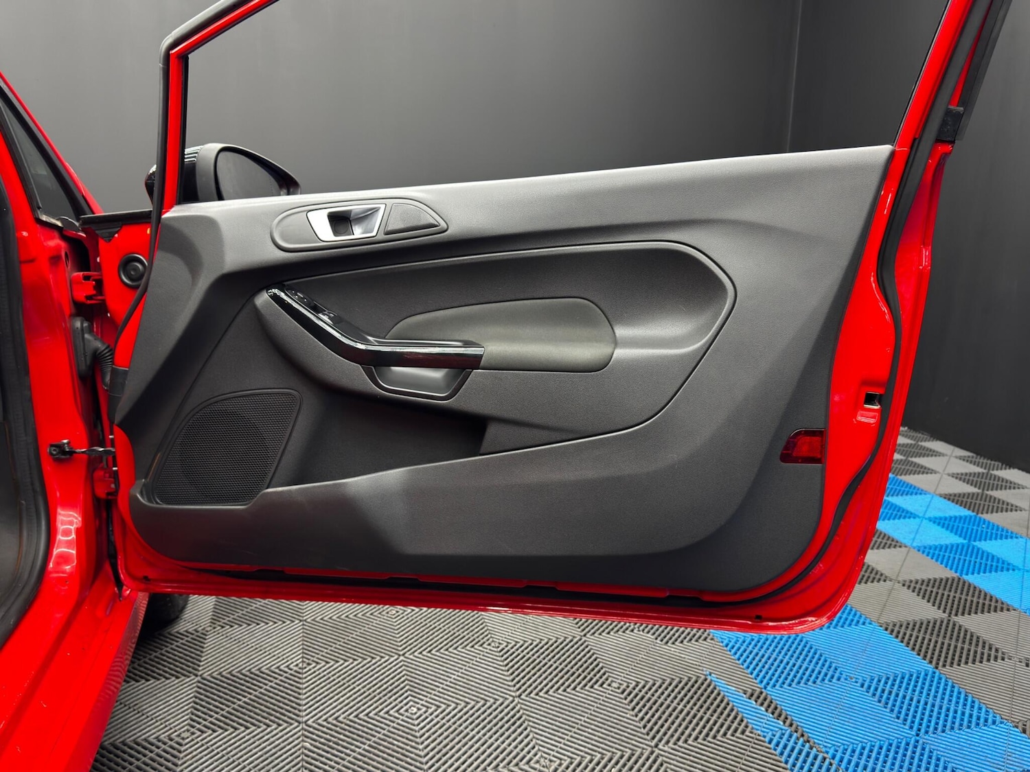 Used Ford Fiesta 2016 for sale - 77768207: Photo 33