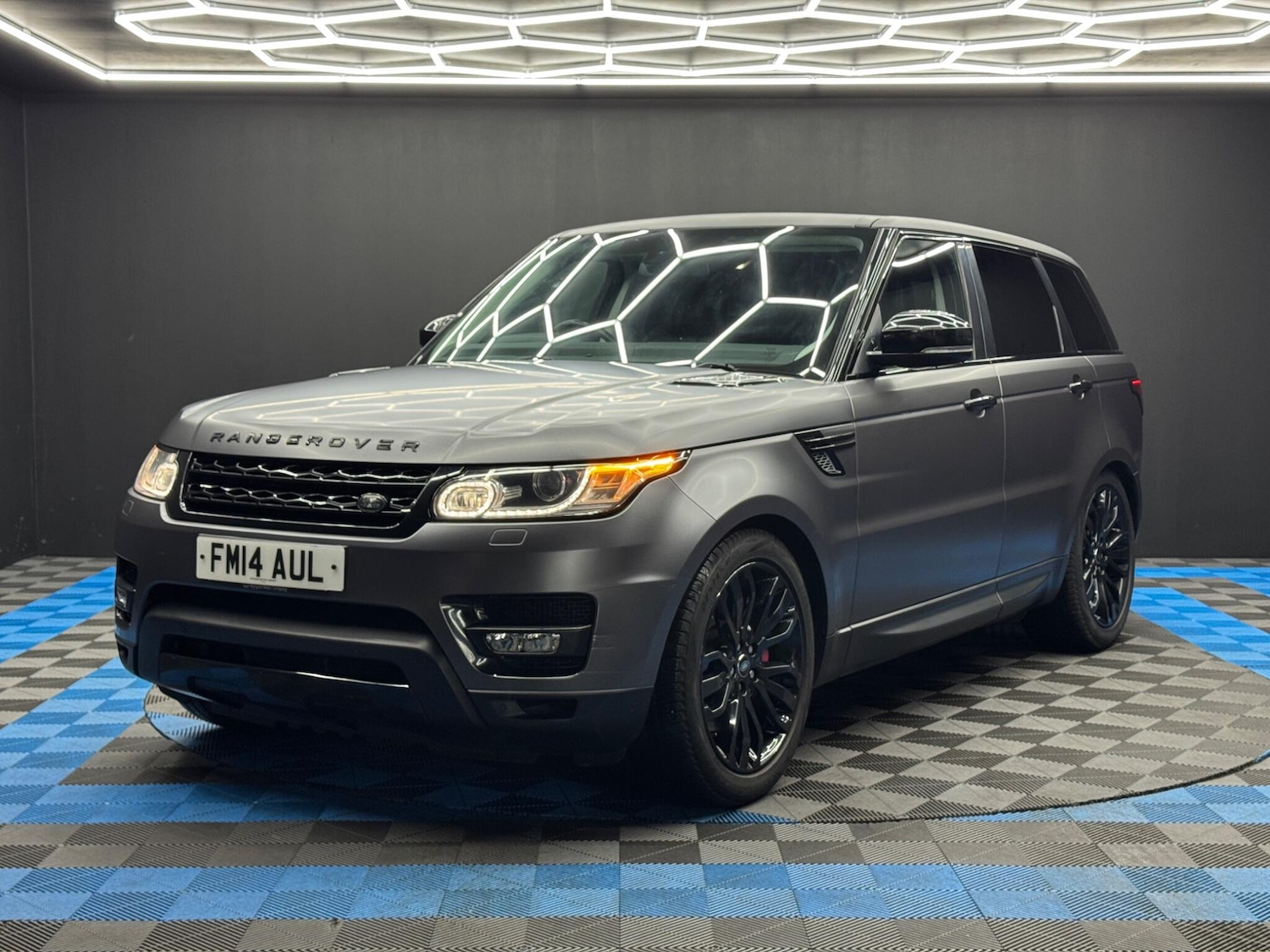 Used Land Rover Range Rover Sport 2014 for sale - 77237932: Photo 3