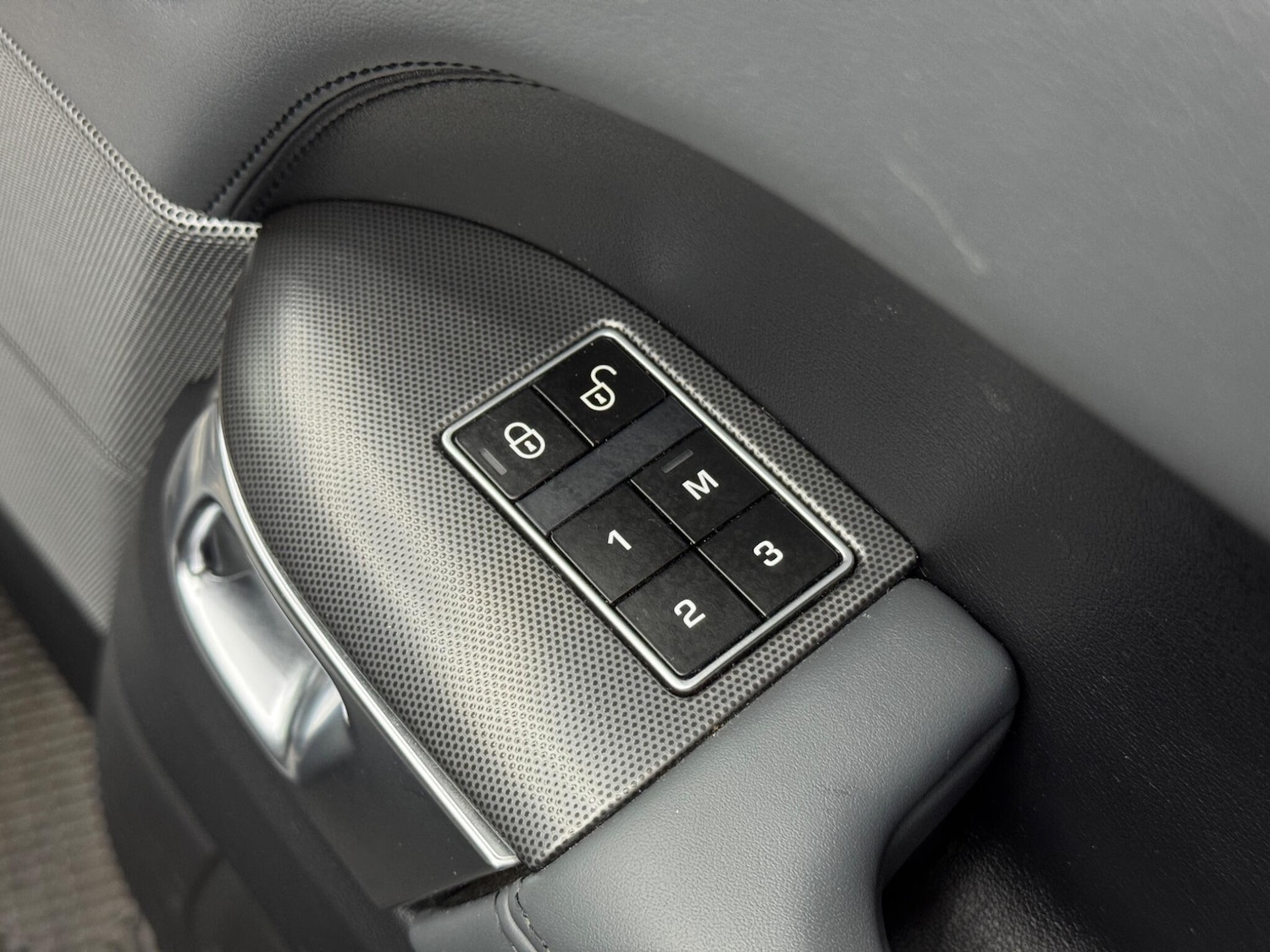 Used Land Rover Range Rover Sport 2014 for sale - 77237932: Photo 48