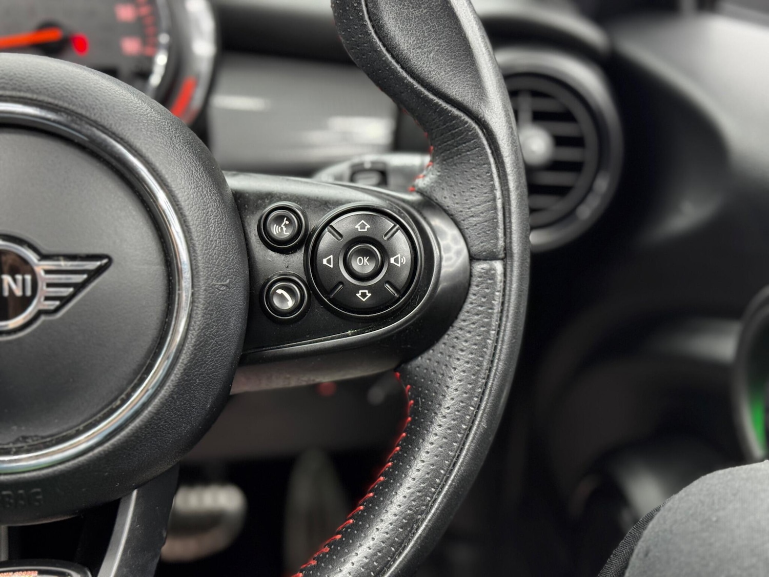 Used MINI Hatch 2020 for sale - 76913103: Photo 20