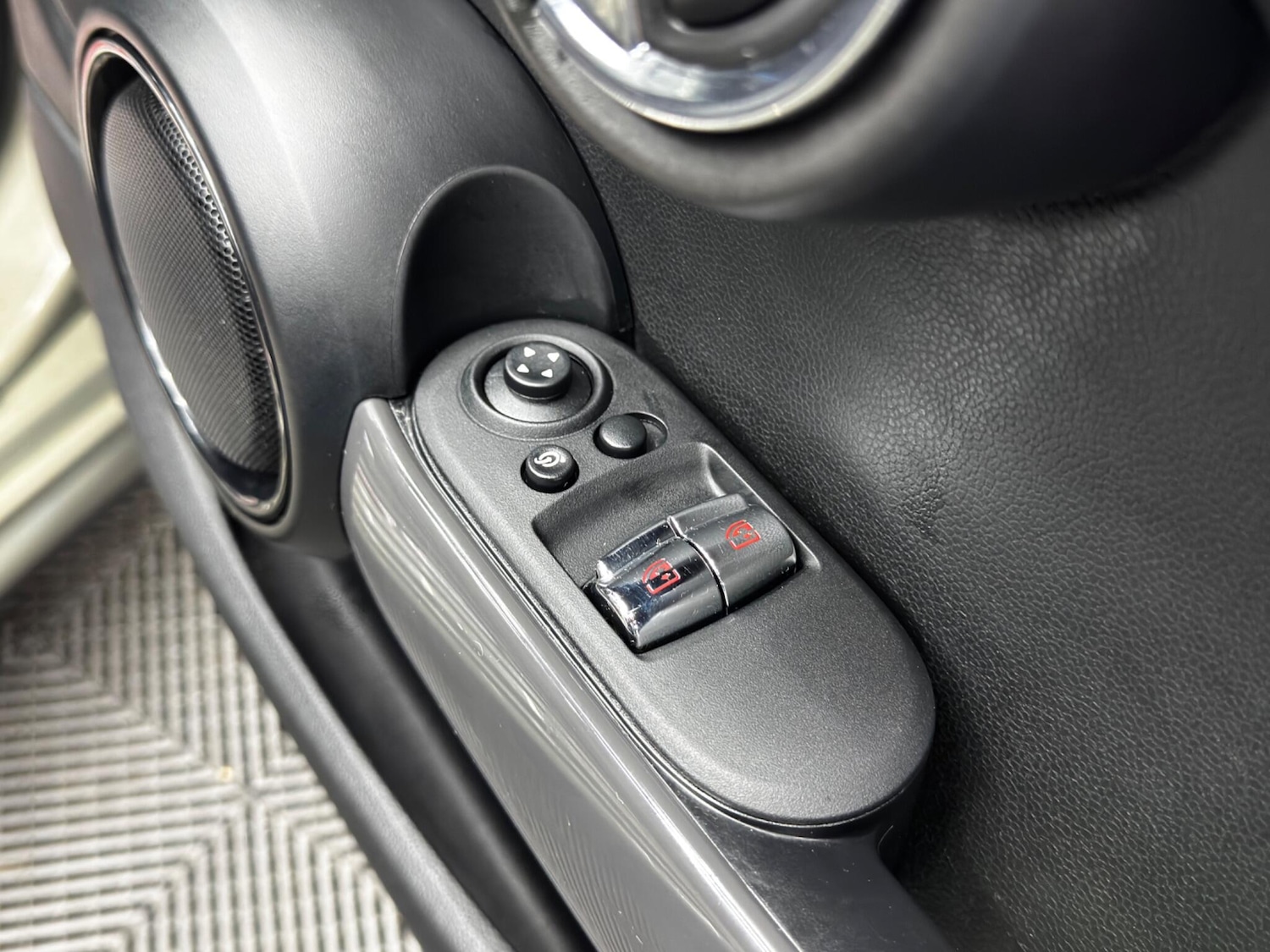 Used MINI Hatch 2020 for sale - 76913103: Photo 40