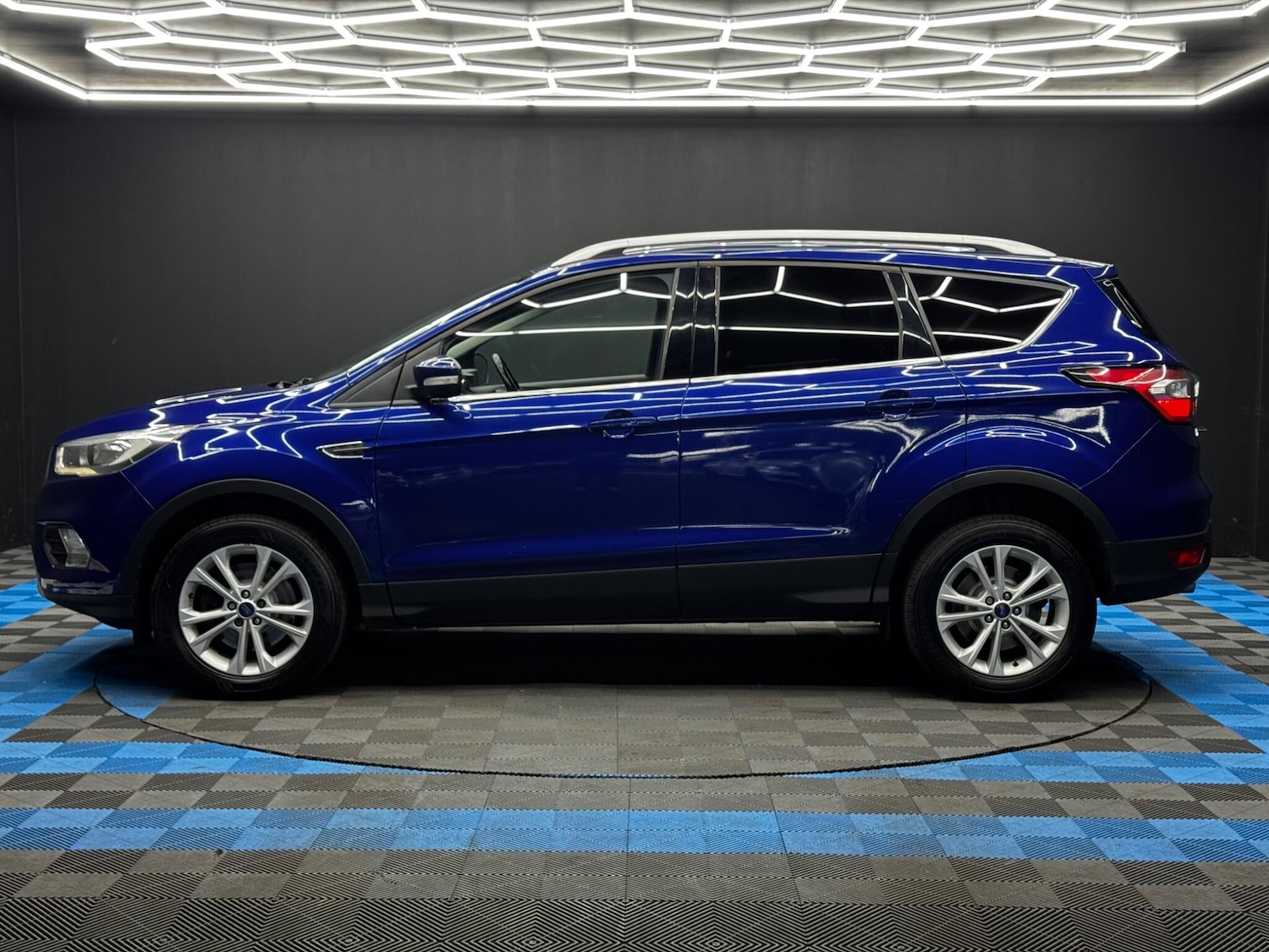 Used Ford Kuga 2018 for sale - 76399360: Photo 8