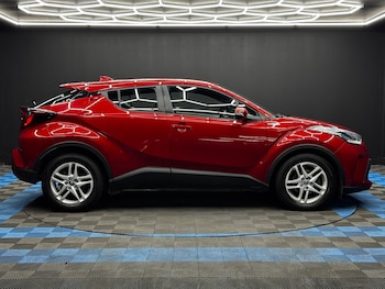 Used Toyota C-HR 2020 for sale - 79564751: Photo