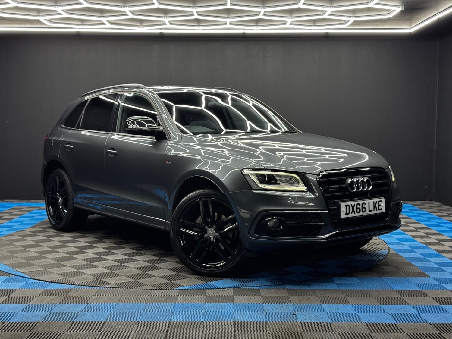 Used Audi Q5 2017 for sale - 76701594: Photo 1