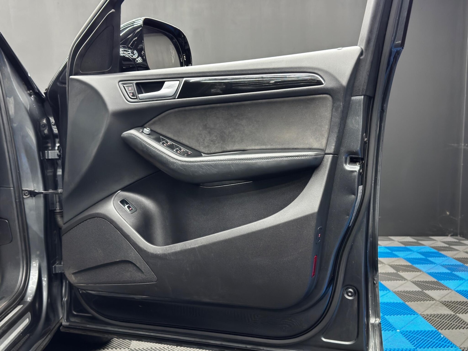 Used Audi Q5 2017 for sale - 76701594: Photo 38