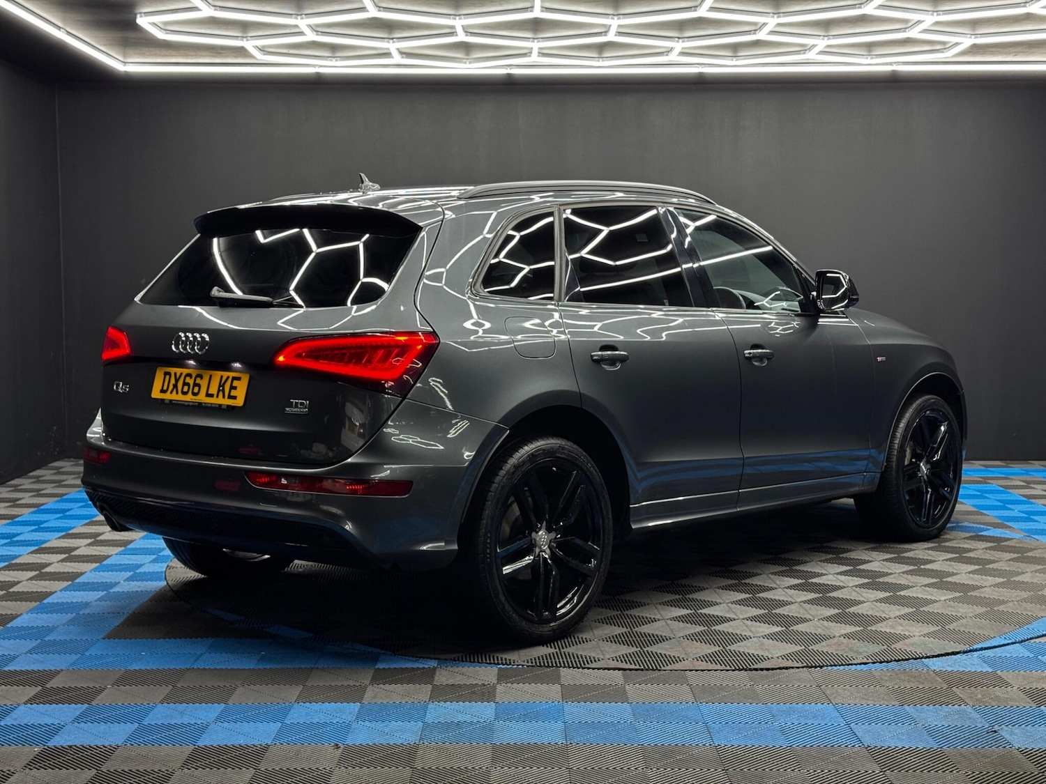 Used Audi Q5 2017 for sale - 76701594: Photo 5