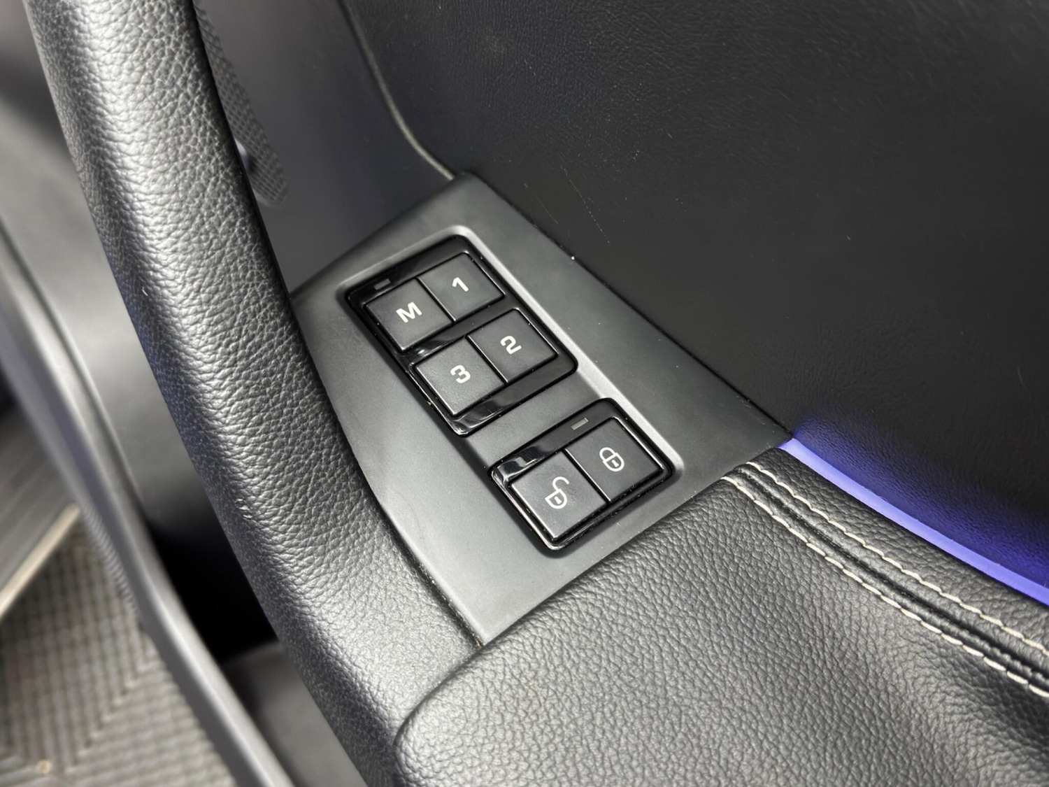 Used Jaguar F-Pace 2019 for sale - 76689135: Photo 45