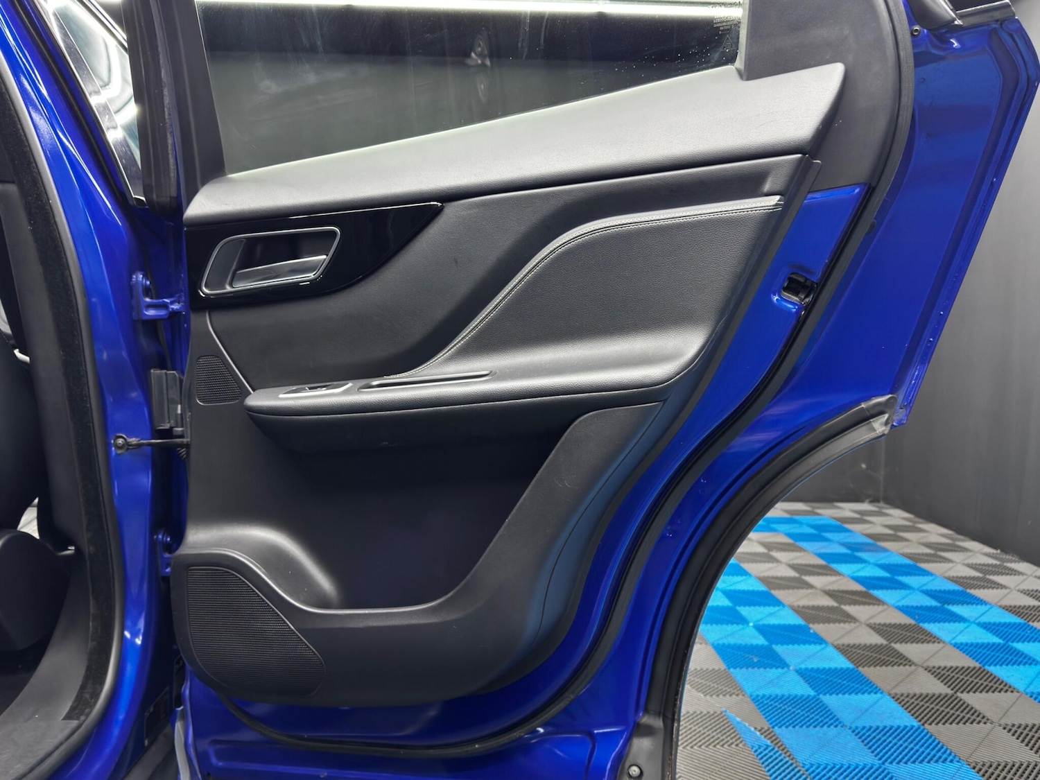 Used Jaguar F-Pace 2019 for sale - 76689135: Photo 48