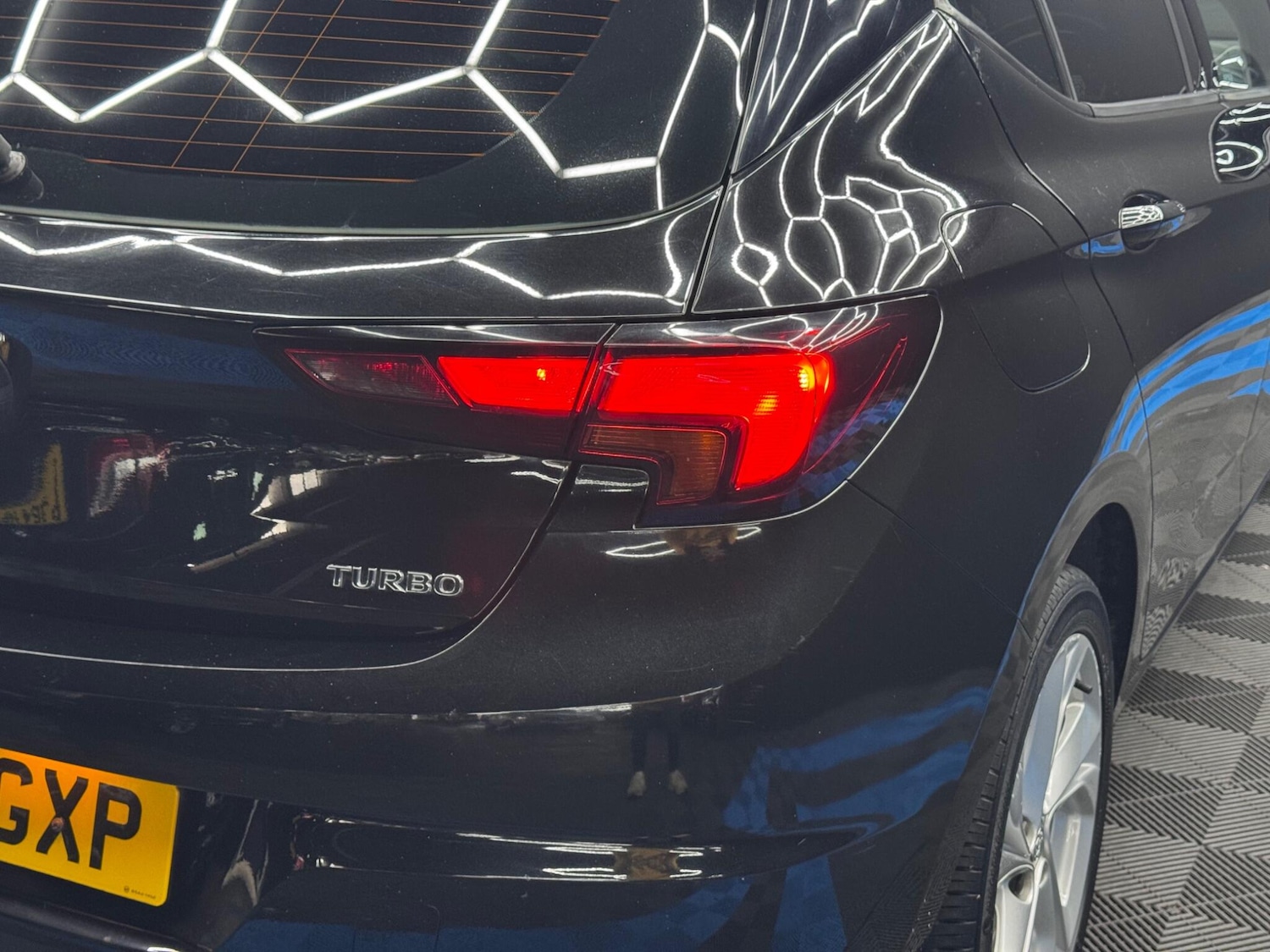 Used Vauxhall Astra 2017 for sale - 76349370: Photo 39