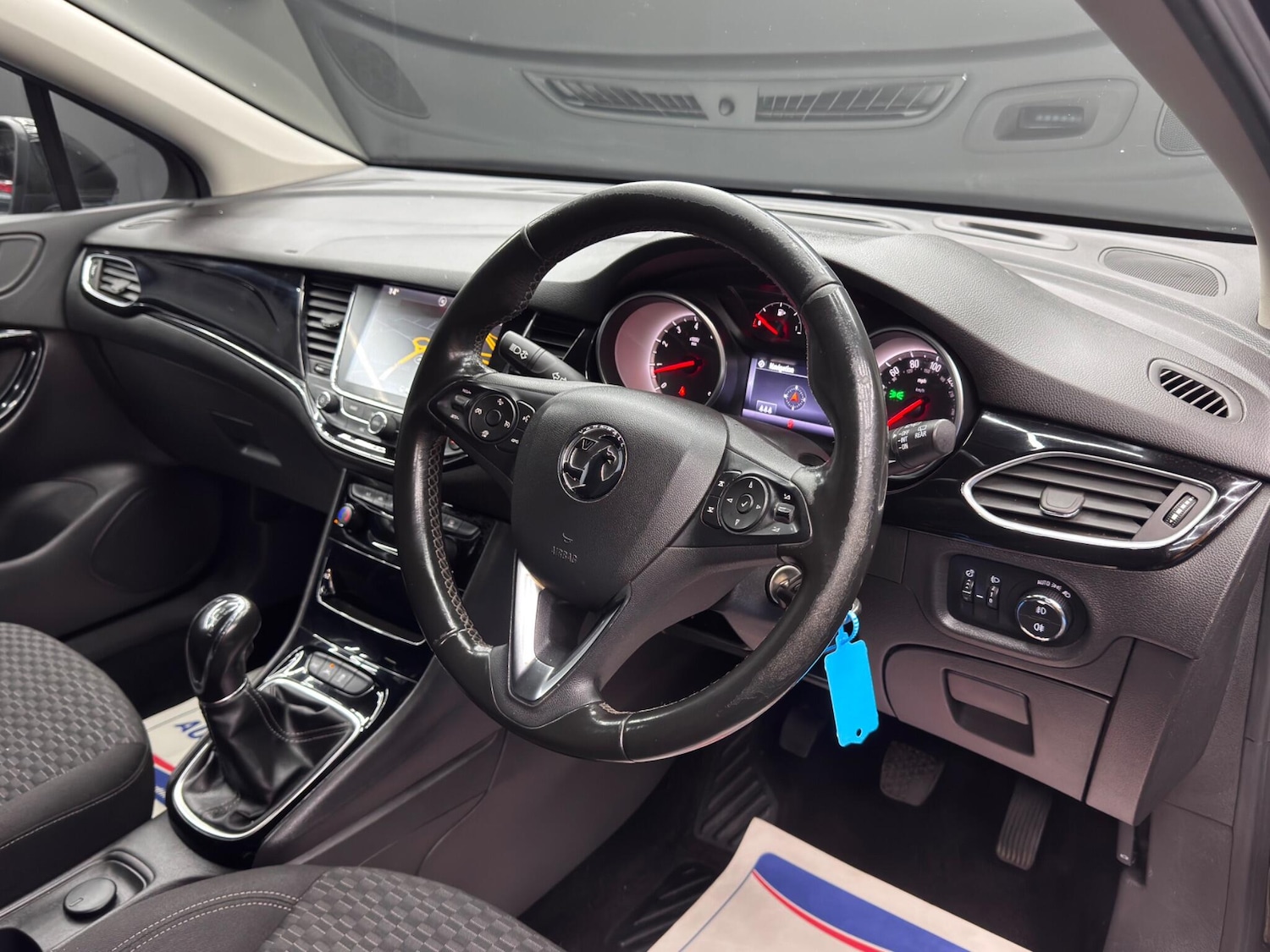 Used Vauxhall Astra 2017 for sale - 76349370: Photo 9