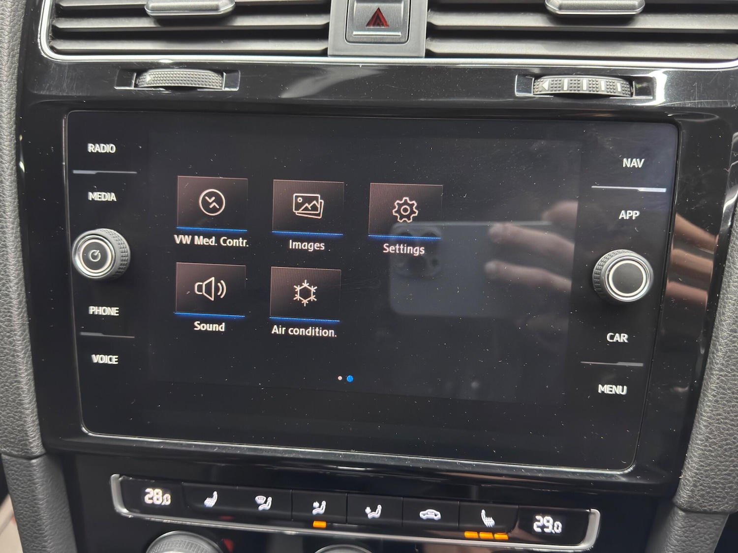 Used Volkswagen Golf 2018 for sale - 77229495: Photo 35