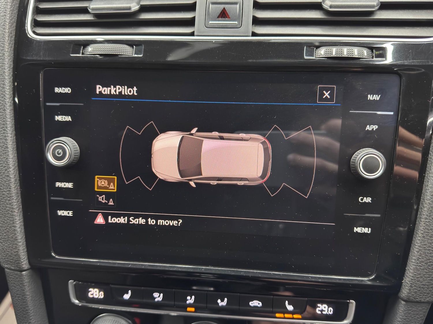 Used Volkswagen Golf 2018 for sale - 77229495: Photo 37