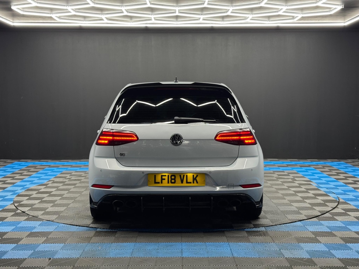 Used Volkswagen Golf 2018 for sale - 77229495: Photo 6