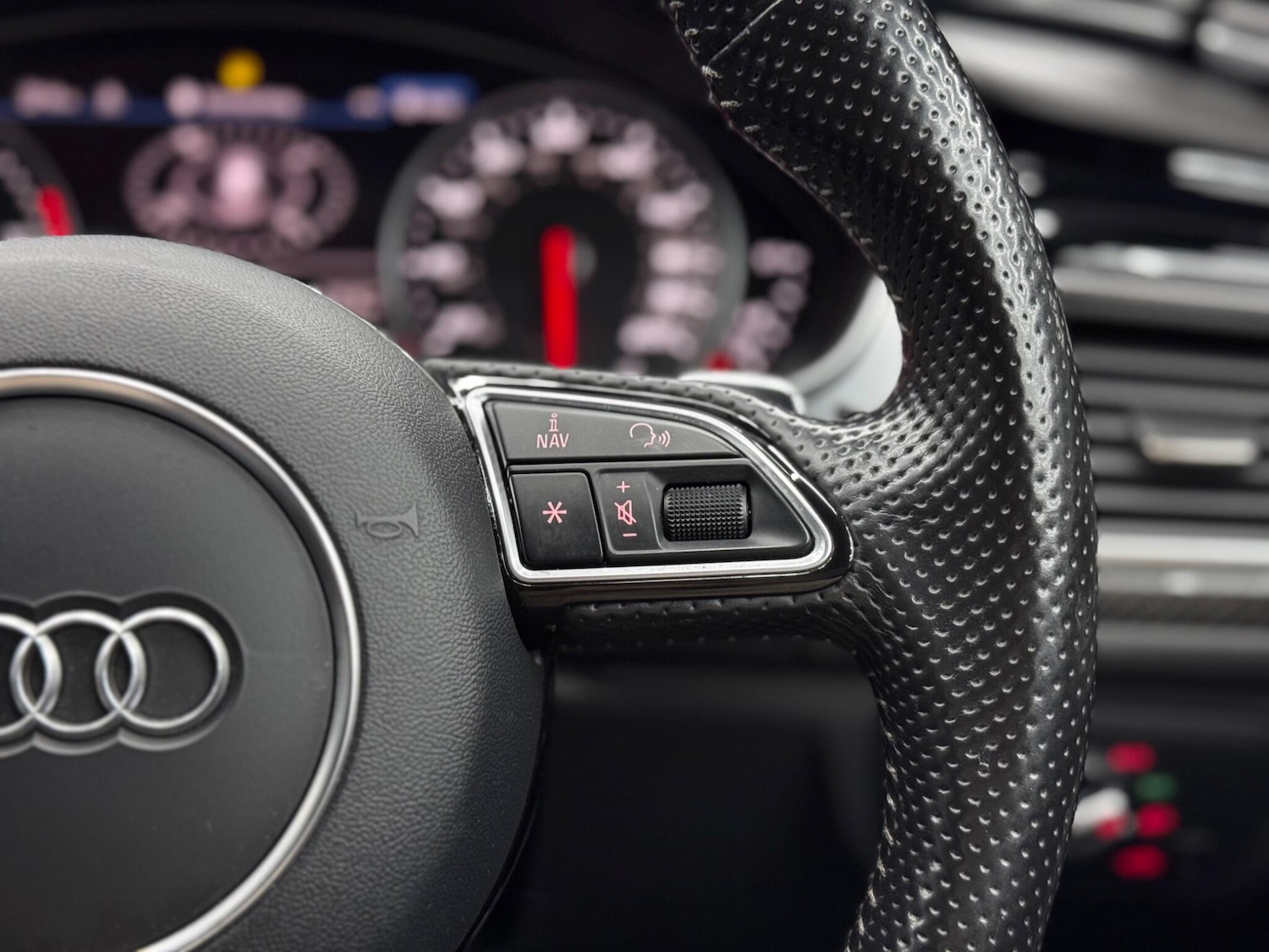 Used Audi RS6 Avant for sale - 76227728: Photo 21