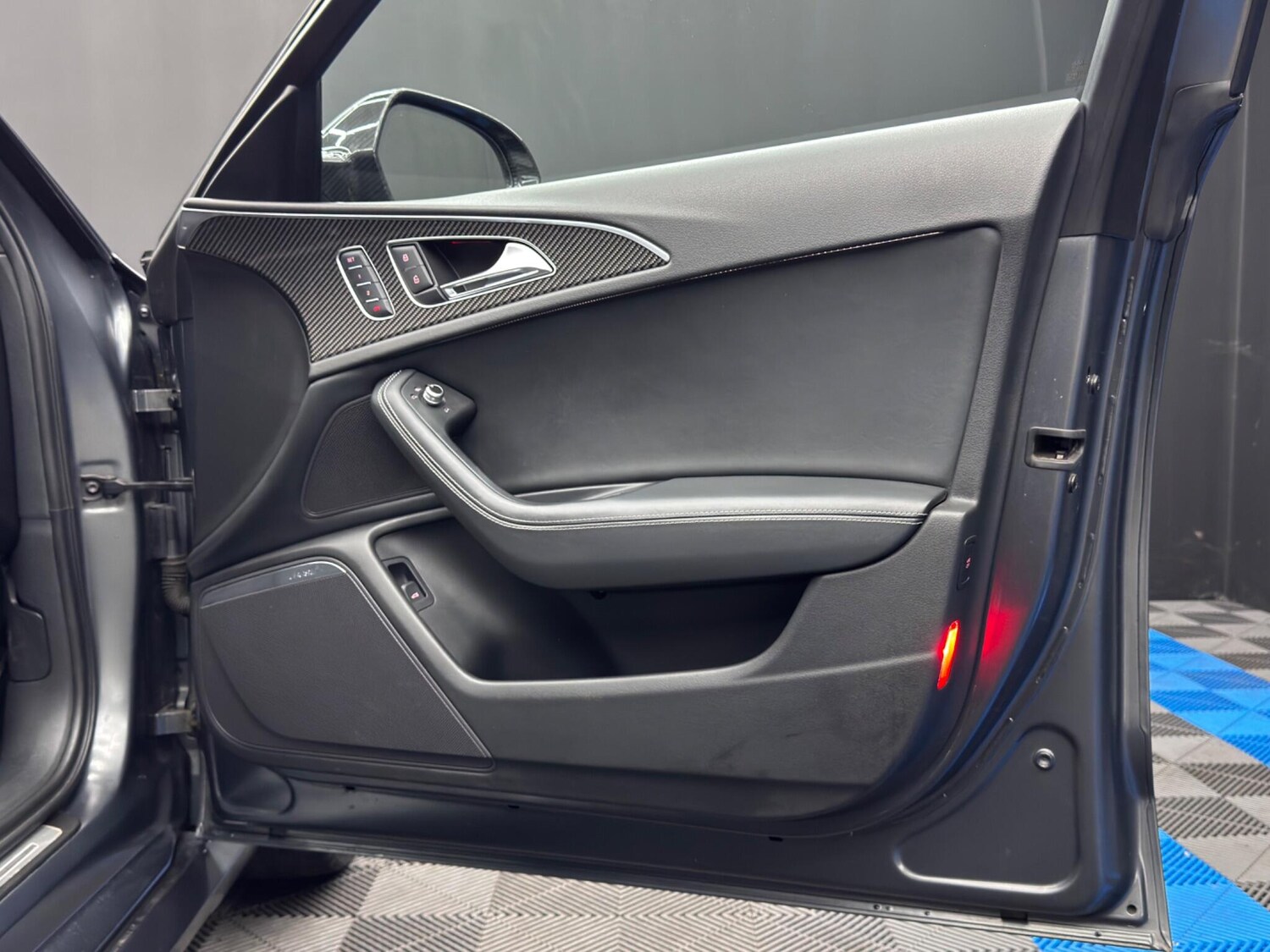 Used Audi RS6 Avant for sale - 76227728: Photo 40