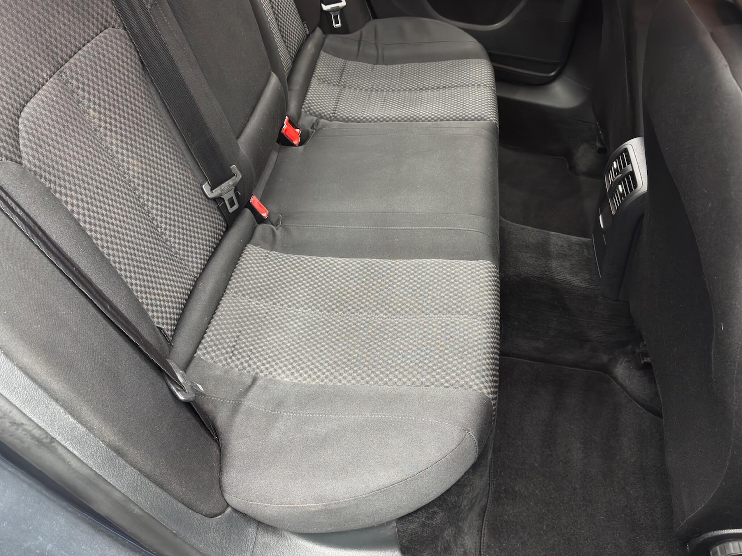 Used Volkswagen Passat 2013 for sale - 77278860: Photo 16