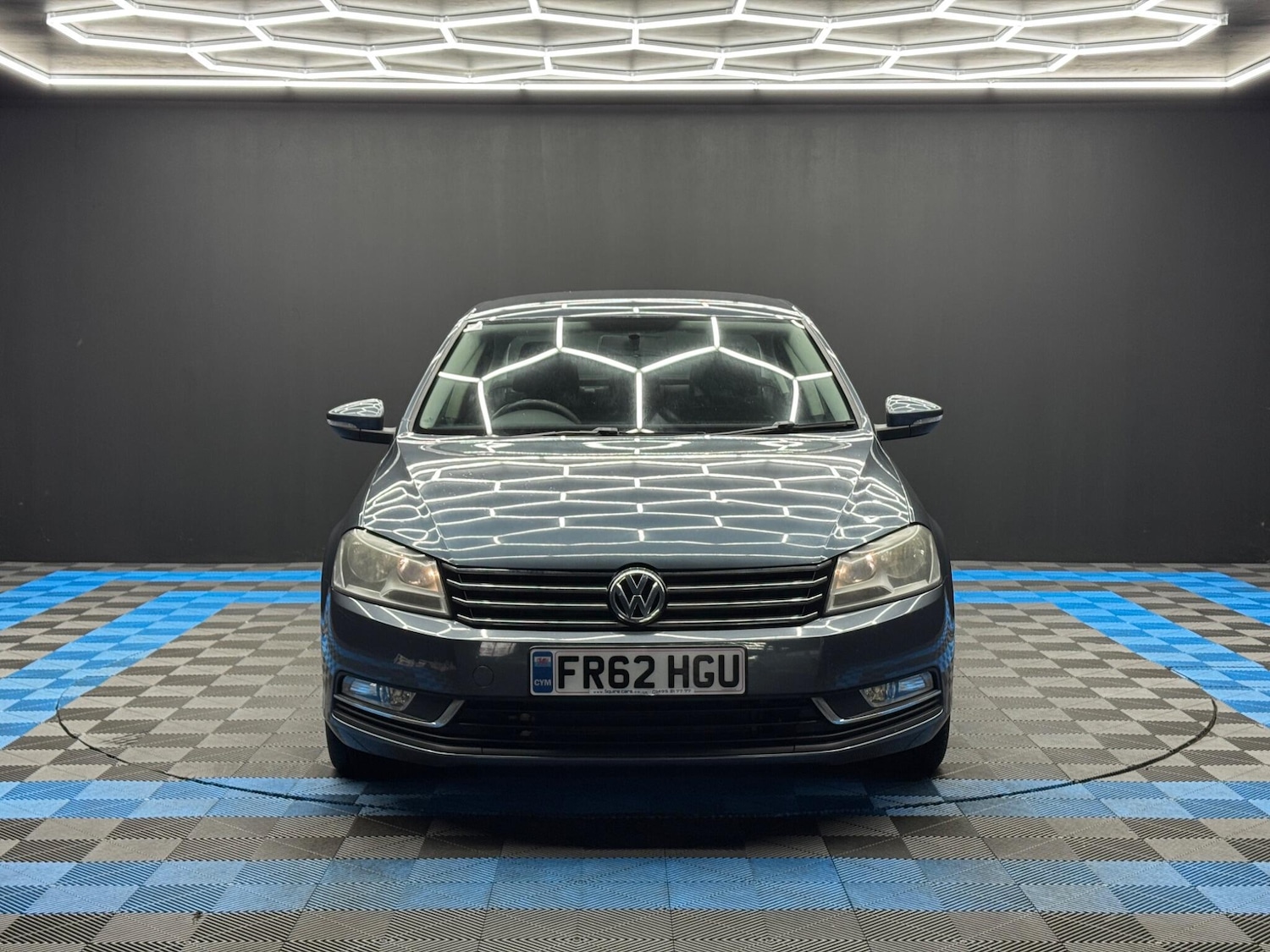 Used Volkswagen Passat 2013 for sale - 77278860: Photo 2