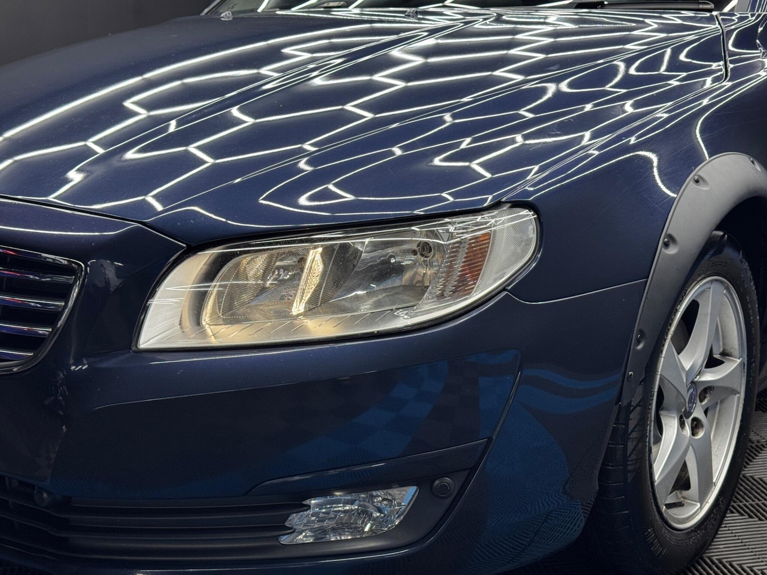 Used Volvo V70 2015 for sale - 78073040: Photo 42