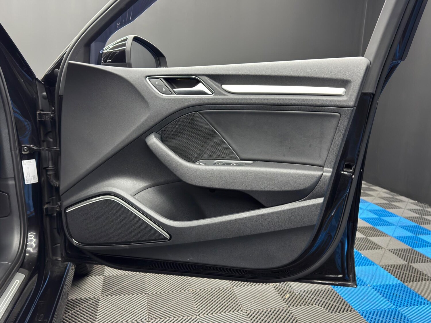 Used Audi S3 for sale - 77343790: Photo 43