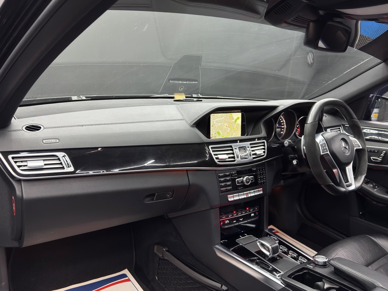 Used Mercedes-Benz E Class 2014 for sale - 77279378: Photo 11