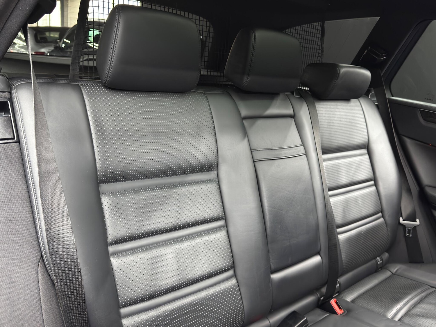 Used Mercedes-Benz E Class 2014 for sale - 77279378: Photo 15