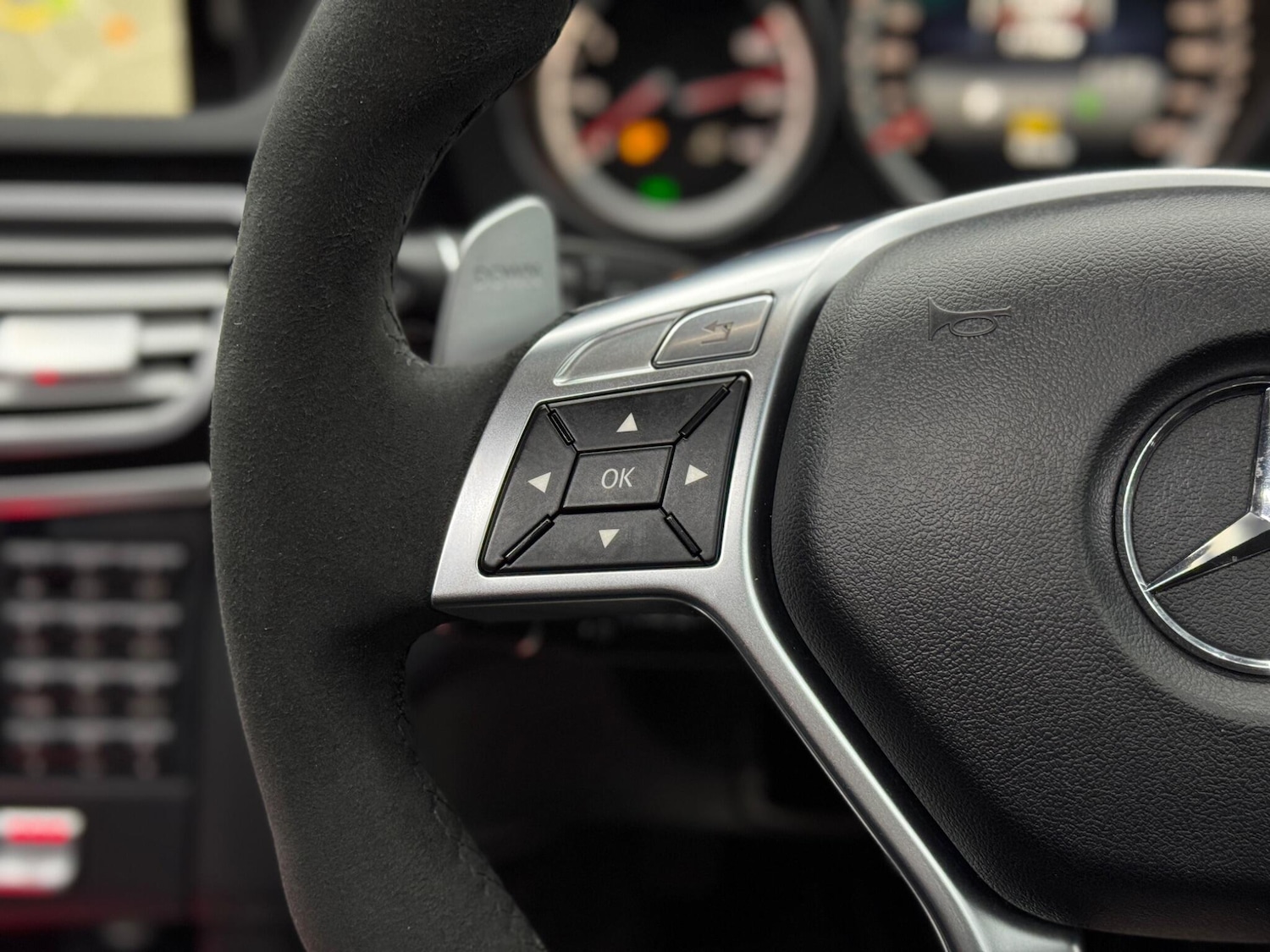 Used Mercedes-Benz E Class 2014 for sale - 77279378: Photo 20