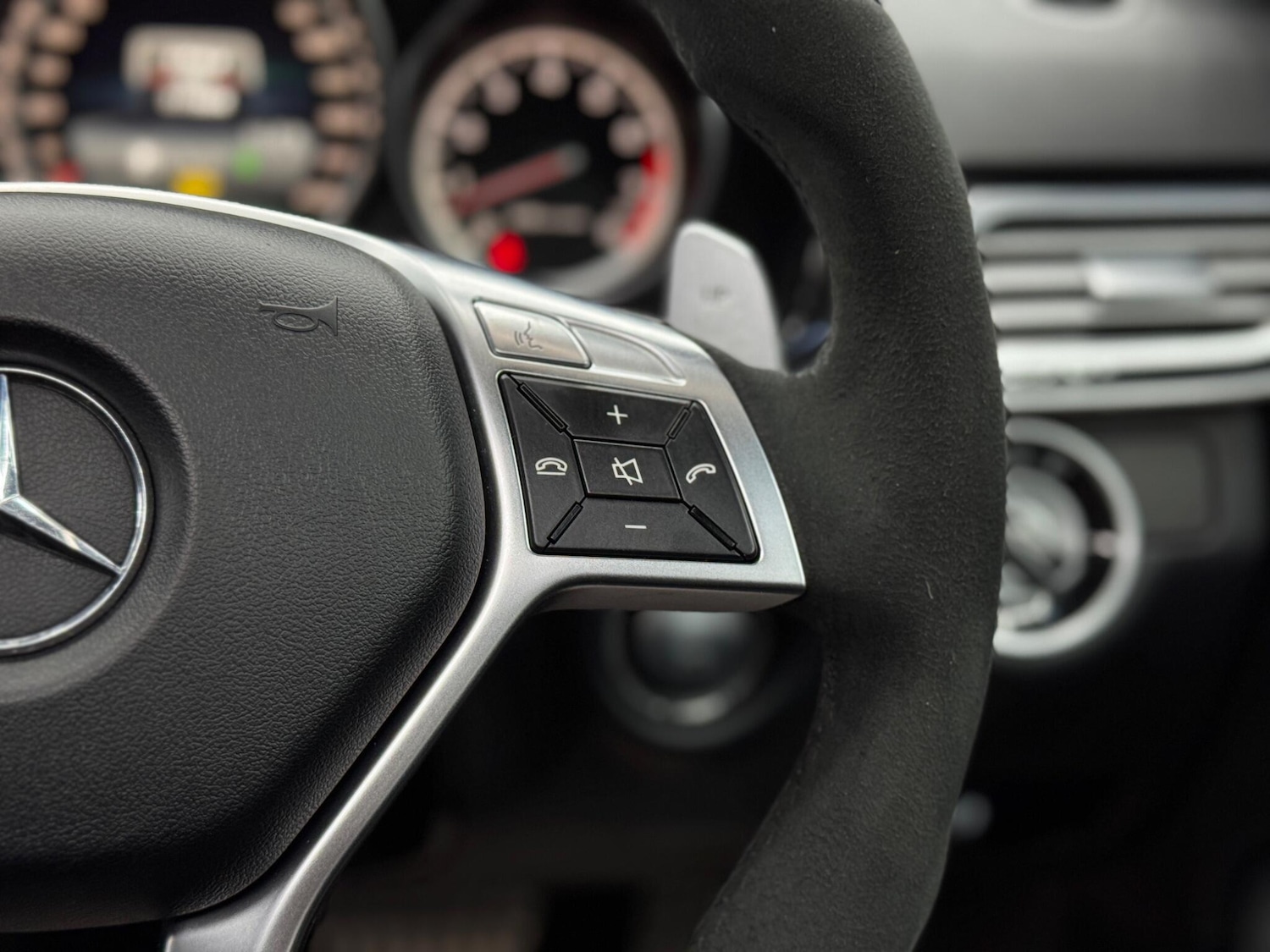 Used Mercedes-Benz E Class 2014 for sale - 77279378: Photo 21