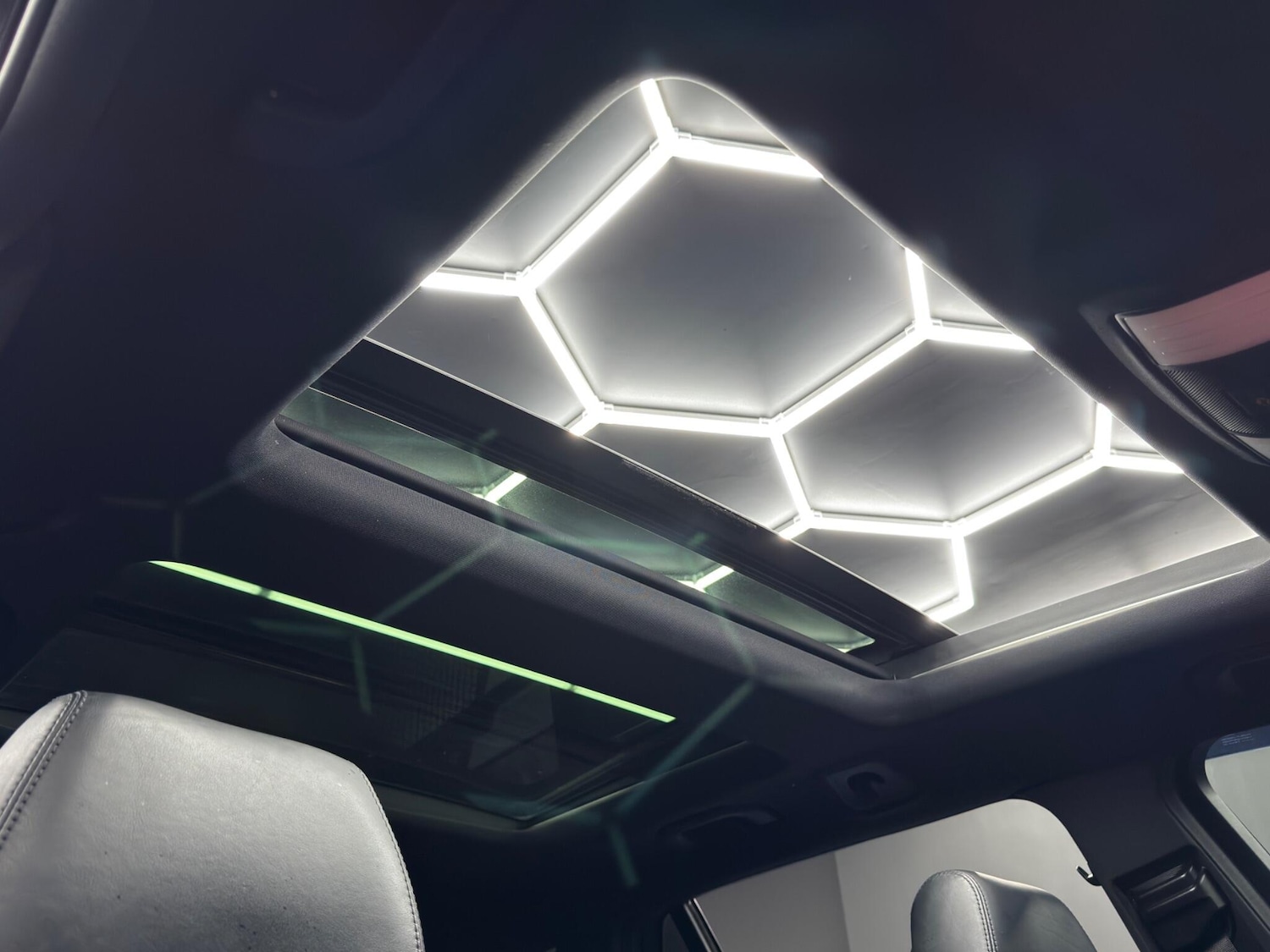 Used Mercedes-Benz E Class 2014 for sale - 77279378: Photo 34