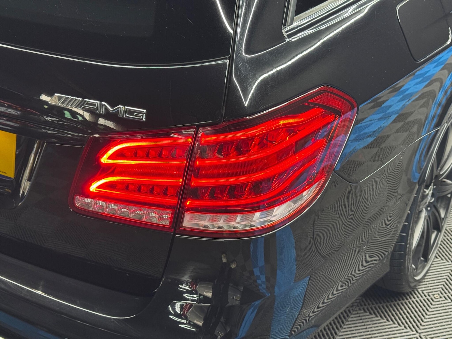 Used Mercedes-Benz E Class 2014 for sale - 77279378: Photo 44