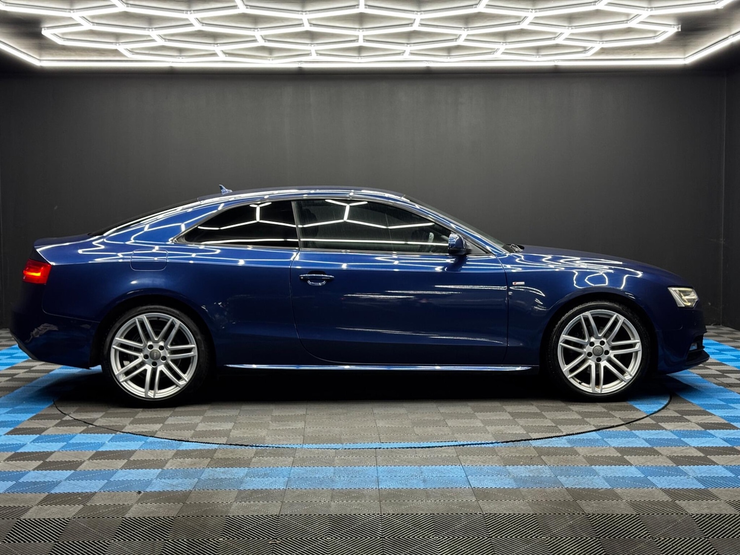 Used Audi A5 2015 for sale - 76714914: Photo 4