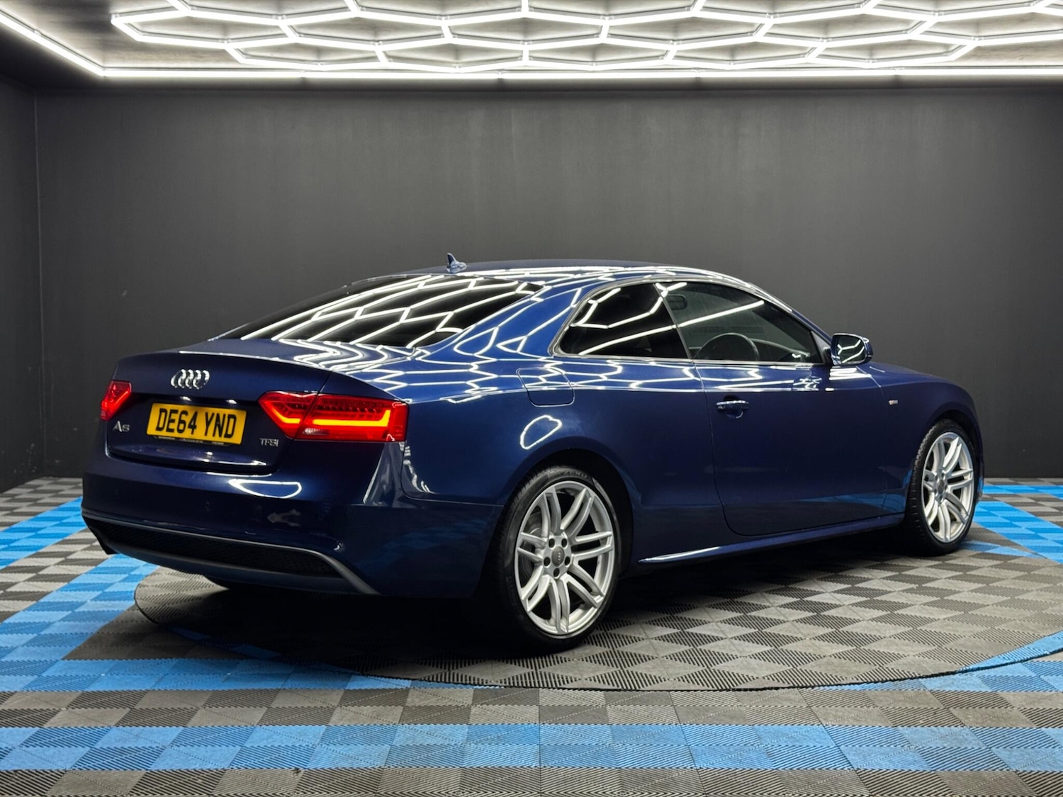 Used Audi A5 2015 for sale - 76714914: Photo 5