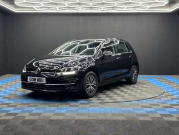 Used Volkswagen Golf 2018 for sale - 74787641: Photo