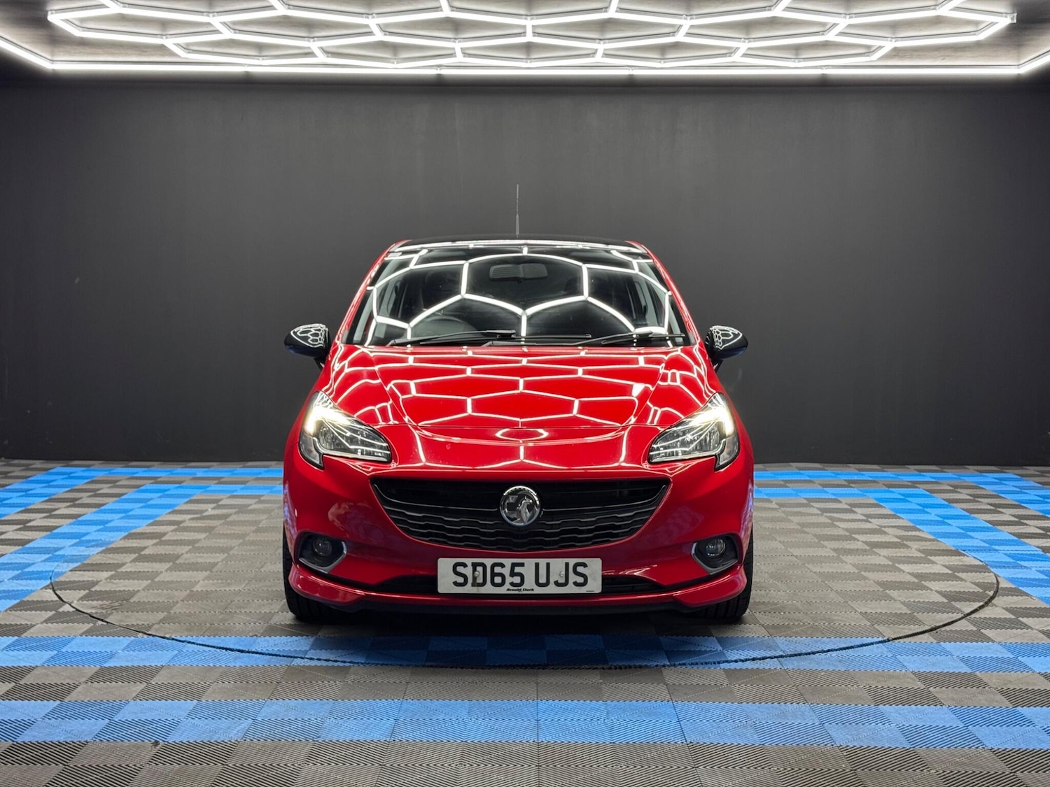 Used Vauxhall Corsa 2015 for sale - 76361465: Photo 2