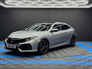 Used Honda Civic 2018 for sale - 75927715: Photo